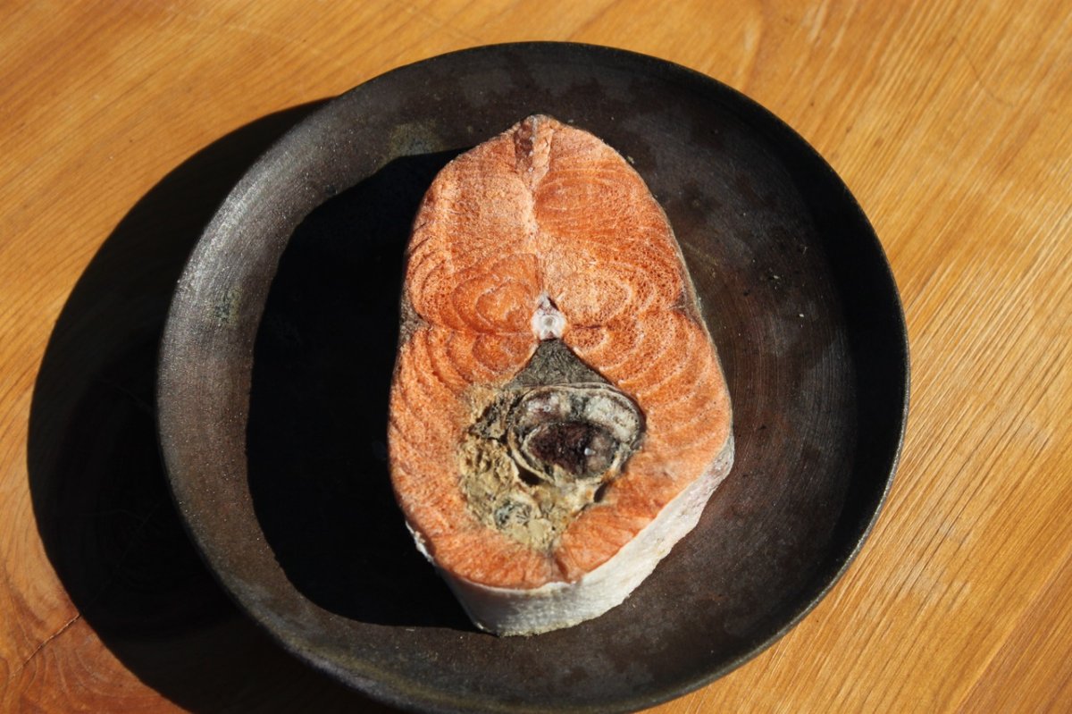 画像1: Pika Pika Cherry Trout 3〜6PC(50g)【羅臼産】 (1)